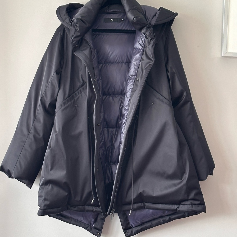 Uniqlo  J jil sander size M winter coat with hood.
